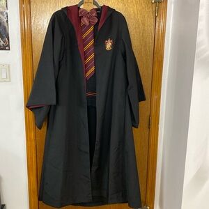 NWT Harry Potter Gryffindor Bundle Robe, Sweater, Necktie, and HairClip XS